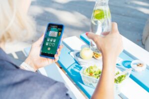 Does drinking water help you lose weight?